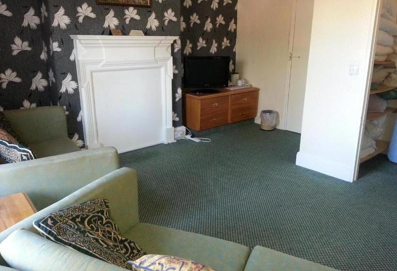 בית מלון כפרי The Cadogan