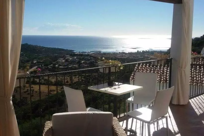 호텔 Castello Budoni