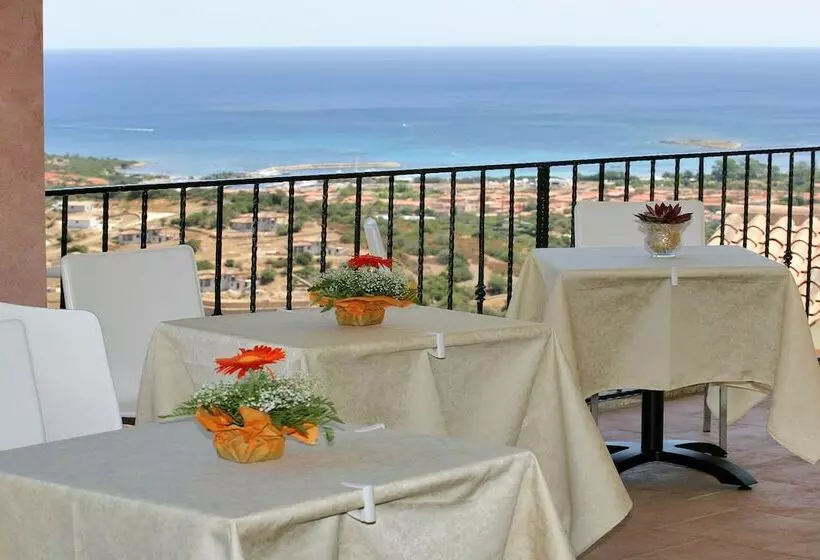 호텔 Castello Budoni