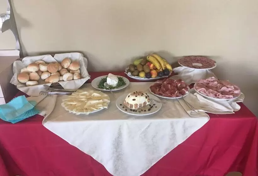 호텔 Castello Budoni