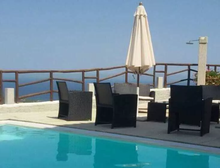 호텔 Castello Budoni