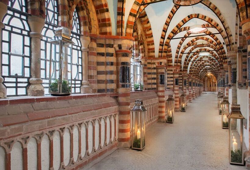 Отель De Vere Horsley Estate