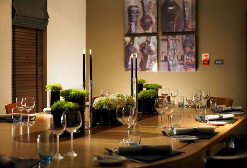 Отель De Vere Horsley Estate