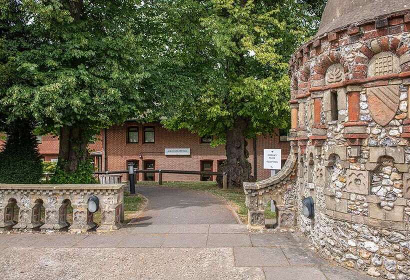 Отель De Vere Horsley Estate