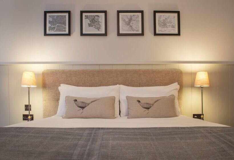 호텔 De Vere Latimer Estate