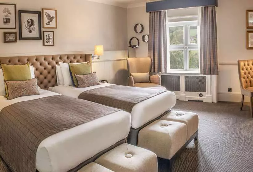 ホテル De Vere Latimer Estate