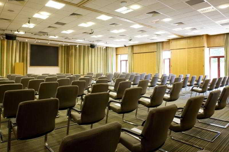 호텔 De Vere Latimer Estate