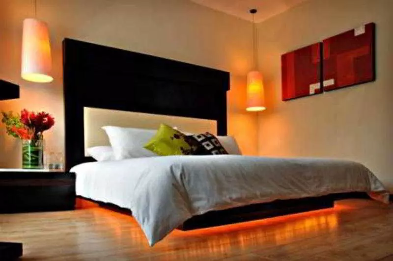 هتل El Punto Boutique & Beach Club