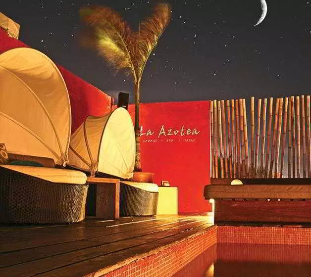 هتل El Punto Boutique & Beach Club