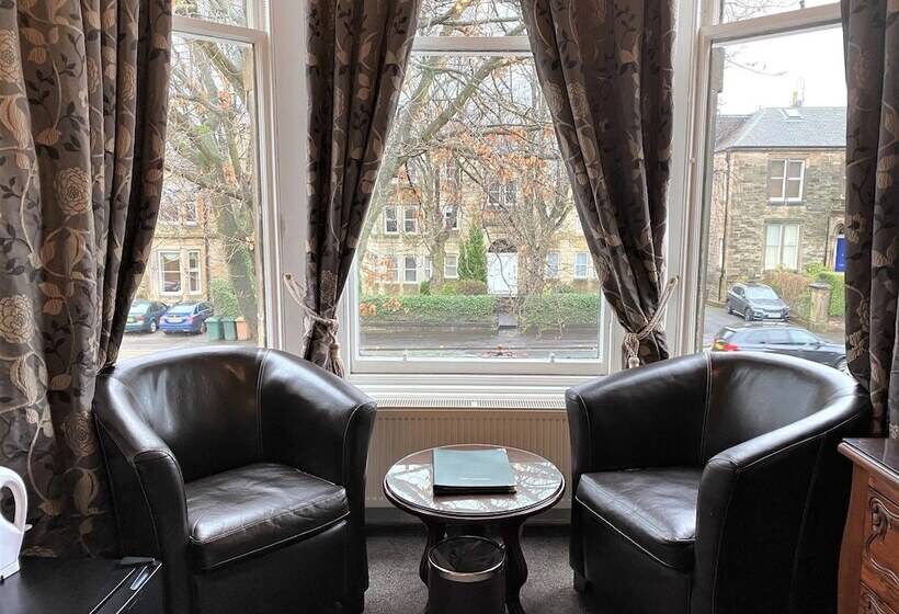 هتل Glenalmond House