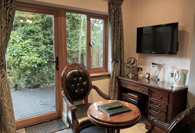 هتل Glenalmond House