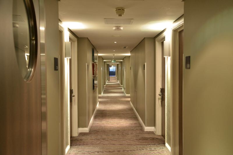 בית מלון כפרי Holiday Inn Express Durban   Umhlanga, An Ihg