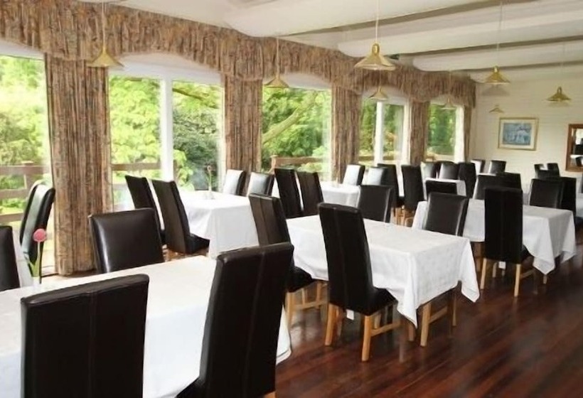 Отель Lanteglos Country House