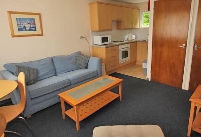 Отель Lanteglos Country House