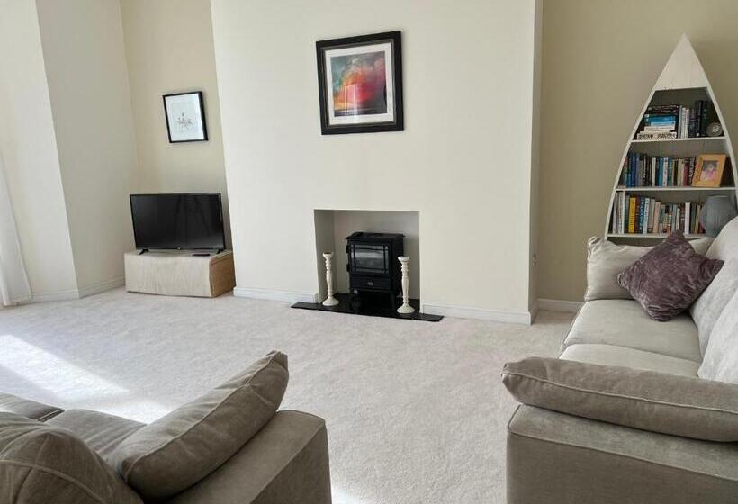 فندق Mansion House