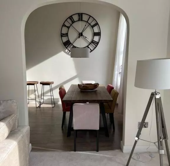 هتل Mansion House