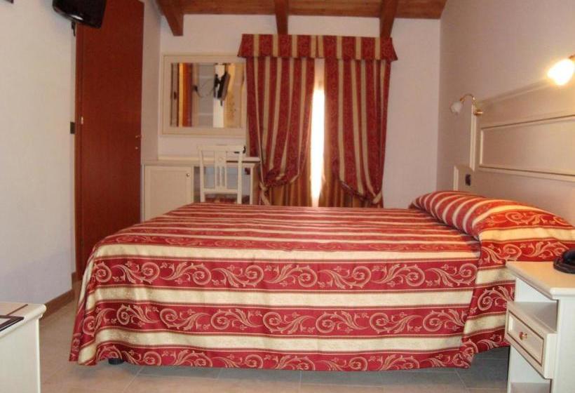 בית מלון כפרי Villa Oasi Grand