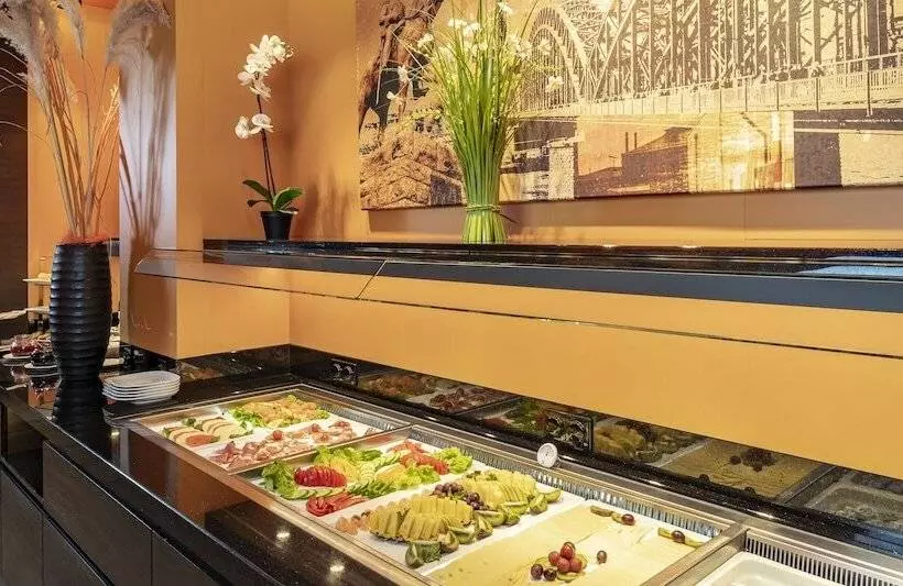 酒店 Plaza Inn Koln Pulheim