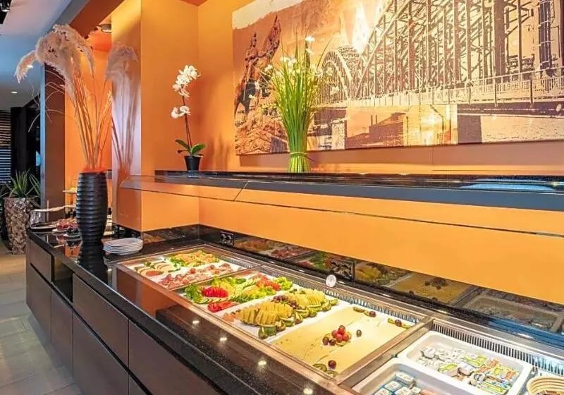 ホテル Plaza Inn Koln Pulheim