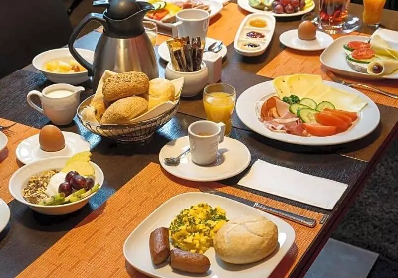 ホテル Plaza Inn Koln Pulheim