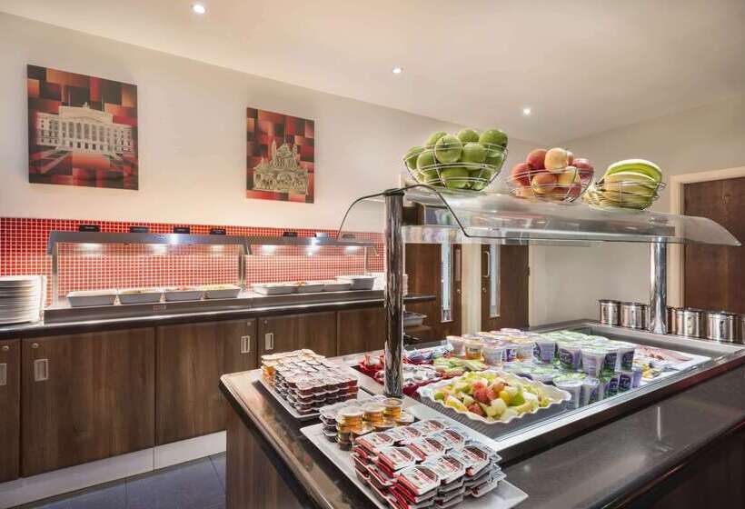 فندق Ramada By Wyndham Belfast
