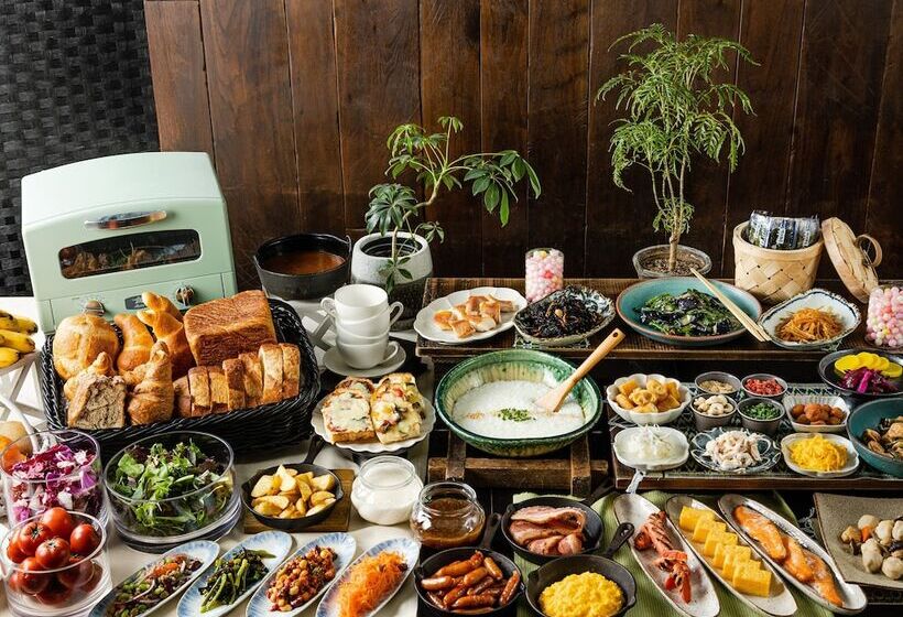 Отель The B Ikebukuro