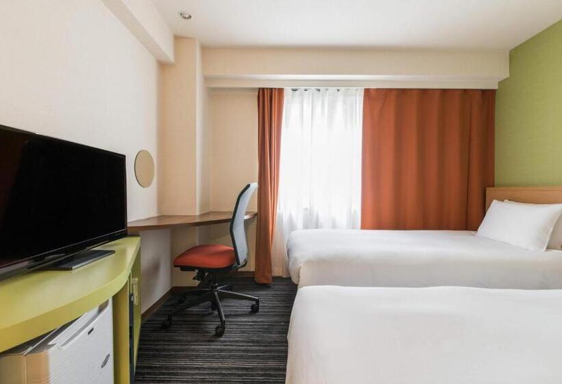 Отель The B Ikebukuro