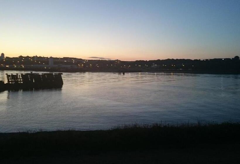 فندق The Little Haven