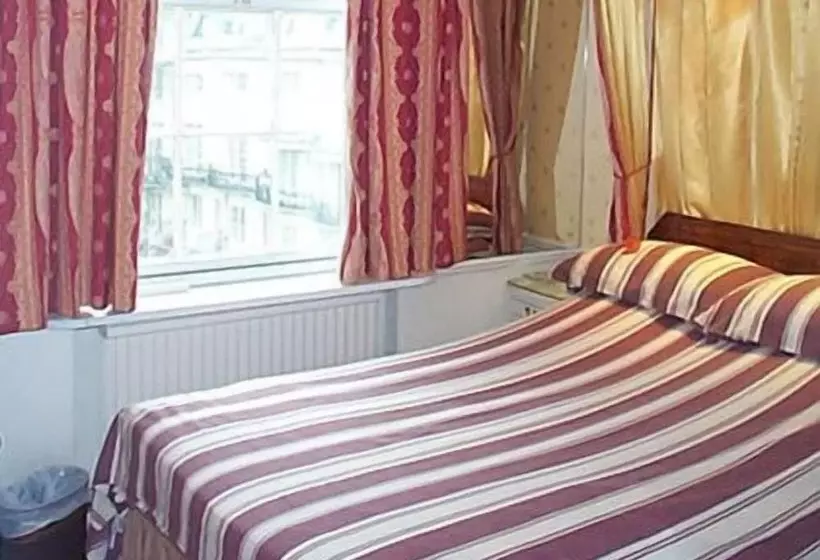 בית מלון כפרי The Prince Regent