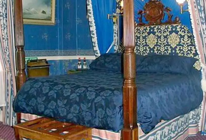 בית מלון כפרי The Prince Regent