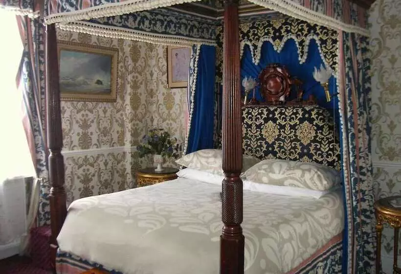 בית מלון כפרי The Prince Regent