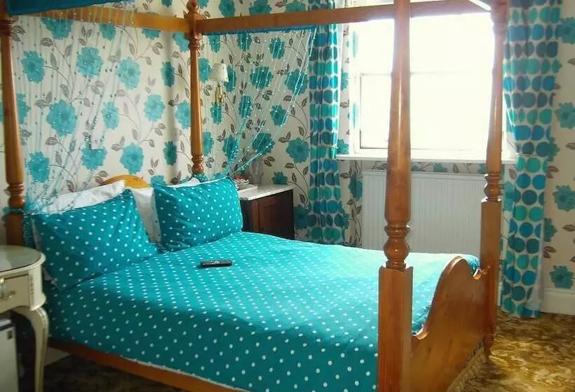 בית מלון כפרי The Prince Regent