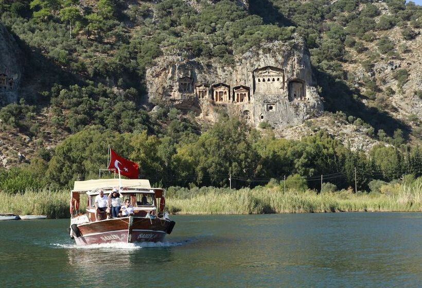 Hotel Tui Magic Life Sarigerme