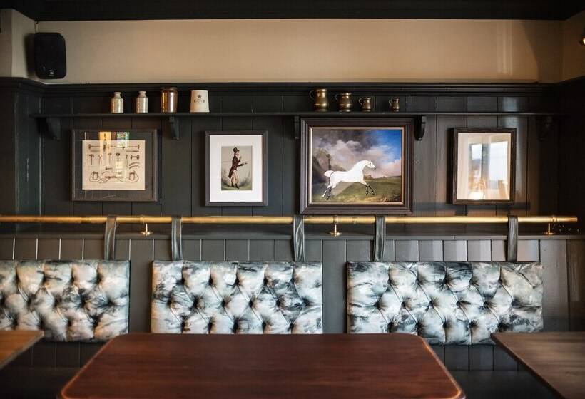 فندق Wilmslow Lodge