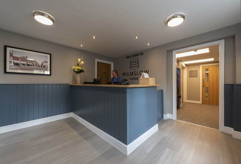 فندق Wilmslow Lodge