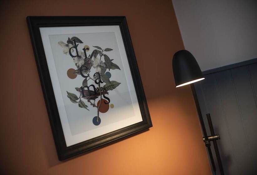 فندق Wilmslow Lodge