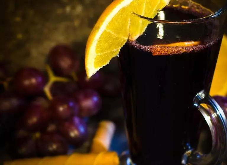 Norfolk Arms Hotel, Ringinglow