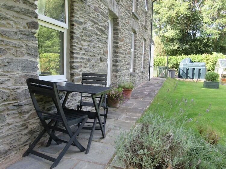 مبيت وإفطار Melin Pandy