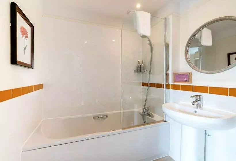 簡易ホテル The Richard Onslow