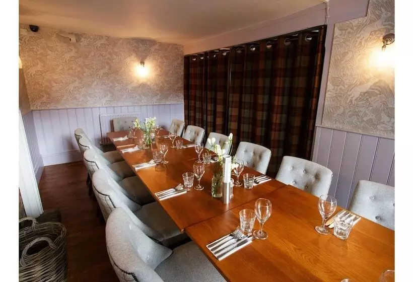 簡易ホテル The Richard Onslow