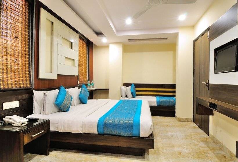 ホテル Gold Star Inn