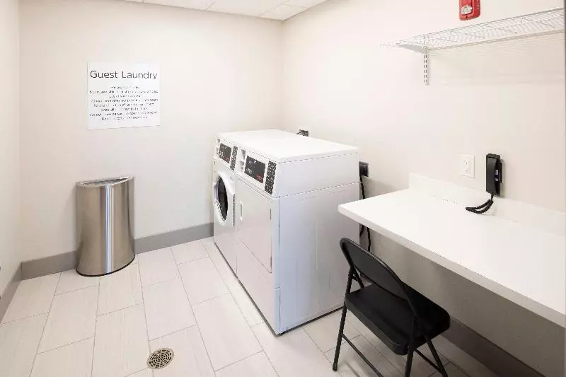 Hotelli Holiday Inn Express & Suites   Little Rock Downtown, An Ihg