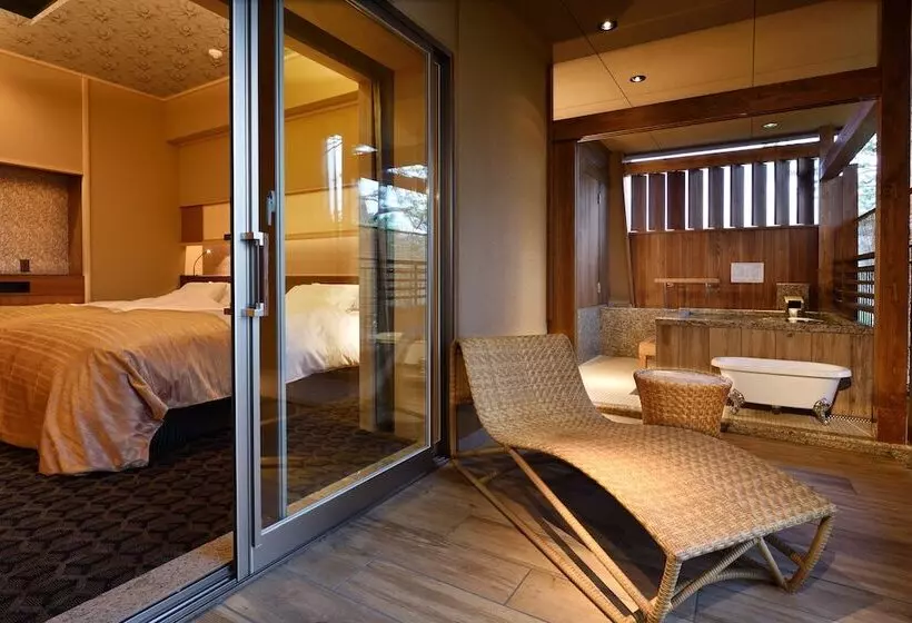 旅館 Biwako Mastunoura Bettei
