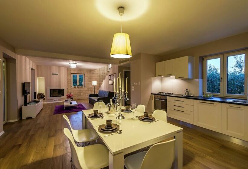 Villa Danelon Near City Of Poreč