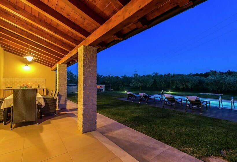 Villa Danelon Near City Of Poreč