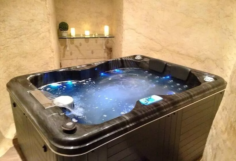 Hotelli Closerie La Fontaine