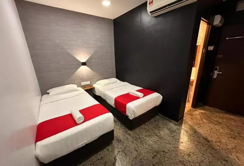 ホテル Capital O 89333 Musse