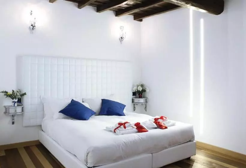 هتل Hub Navona