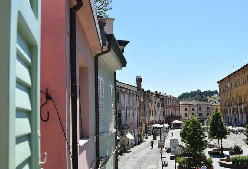 مبيت وإفطار Le Rossi Bed