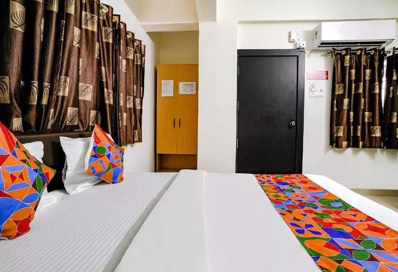 Fabhotel Komfort Inn   Nr Twin Tower